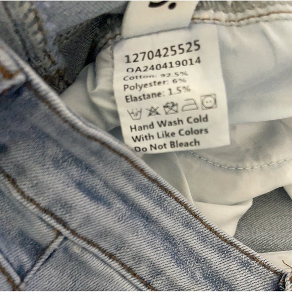 Commense Denim Pockets Flare Jeans Light Blue Wash Size Medium NWOT - Picture 8 of 9